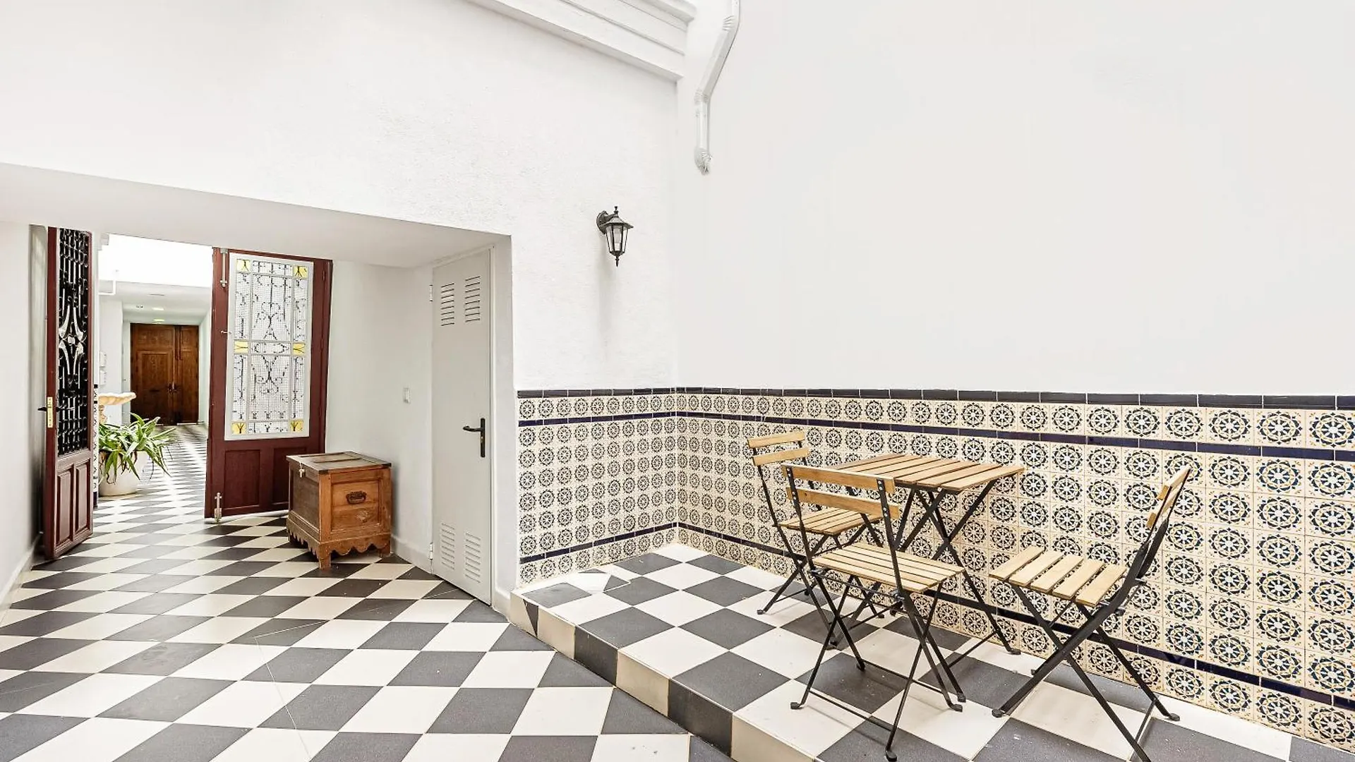 Apartment Apto Luminoso Frente Al Teatro Cervantes -1 Malaga Spain